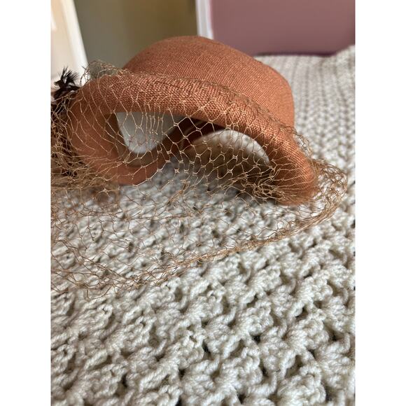 Vintage 1940s Mauve Feather Veil Hat Cloche Hat Helmet Hat